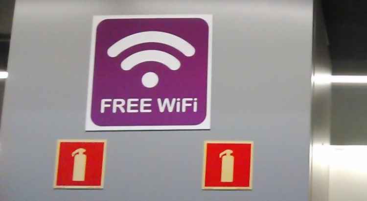 Wi-Fi - Free Wi-Fi at the Chopin Airport